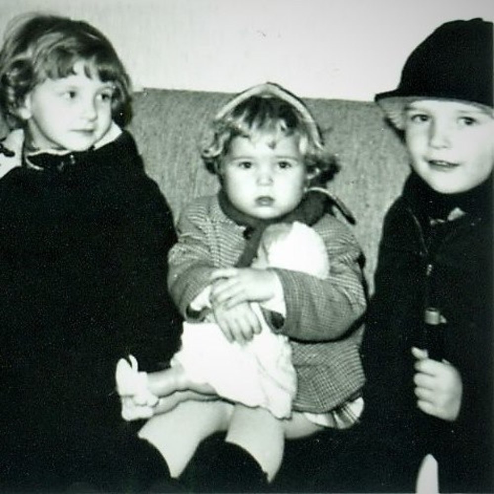 Meet your Posher, Debbie